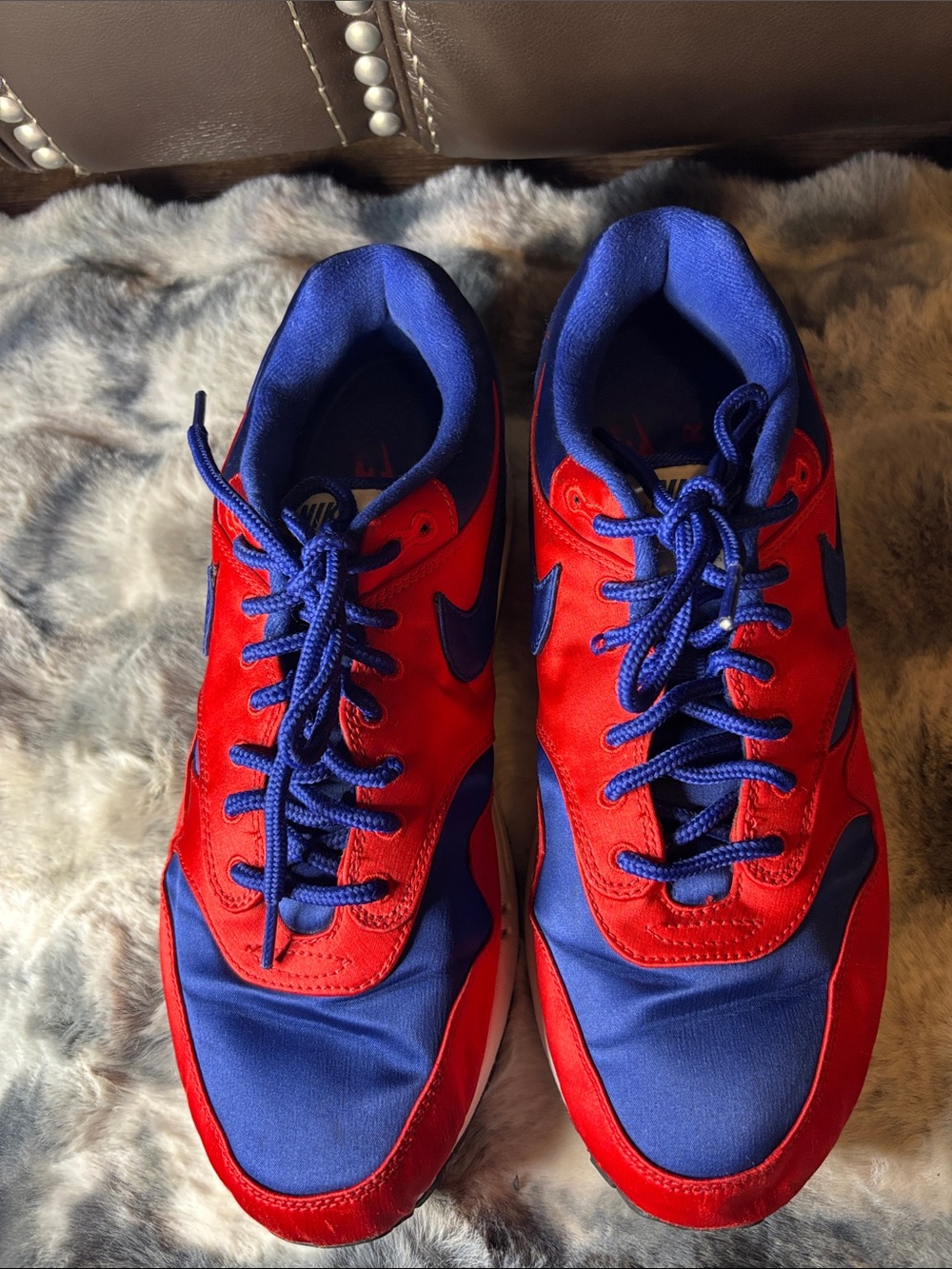 Nike Men's Red and Blue Low-Top Sneakers